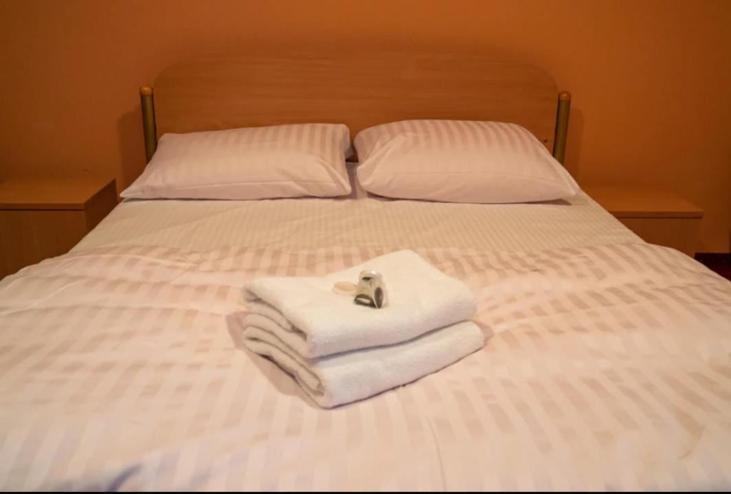 Motel Delfin ** Trojanow Luaran gambar